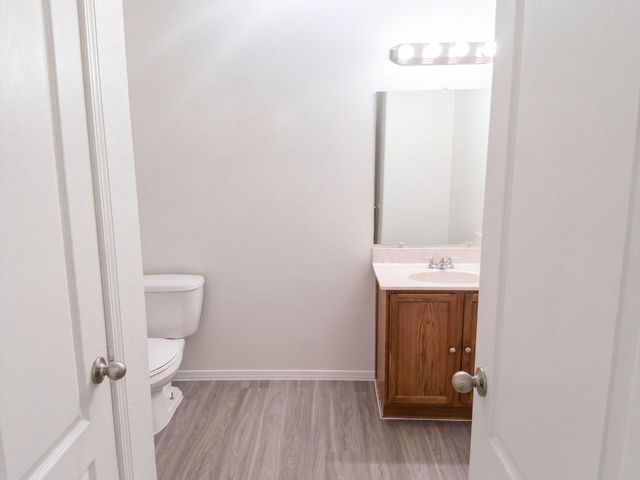 2900 Duerson Trail SW, Albuquerque, NM 87121