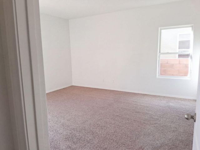 2900 Duerson Trail SW, Albuquerque, NM 87121