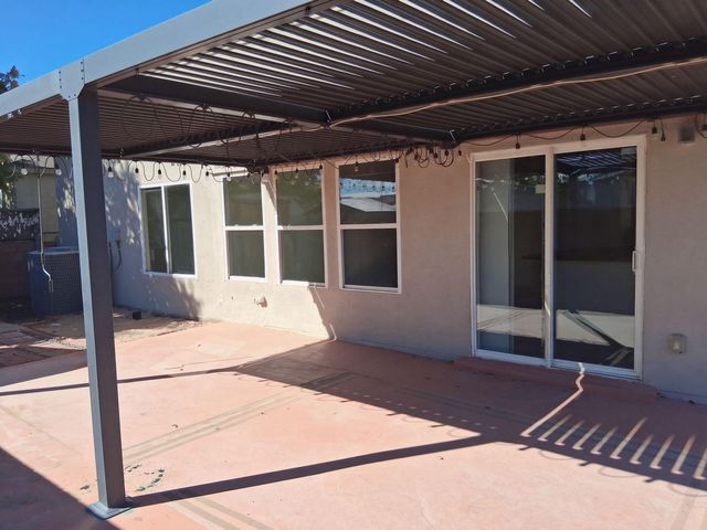 2900 Duerson Trail SW, Albuquerque, NM 87121