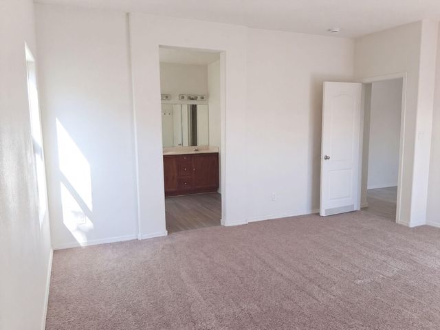 2900 Duerson Trail SW, Albuquerque, NM 87121