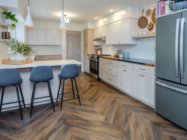 2222 Aberdeen Drive, Kalamazoo City, MI 49008