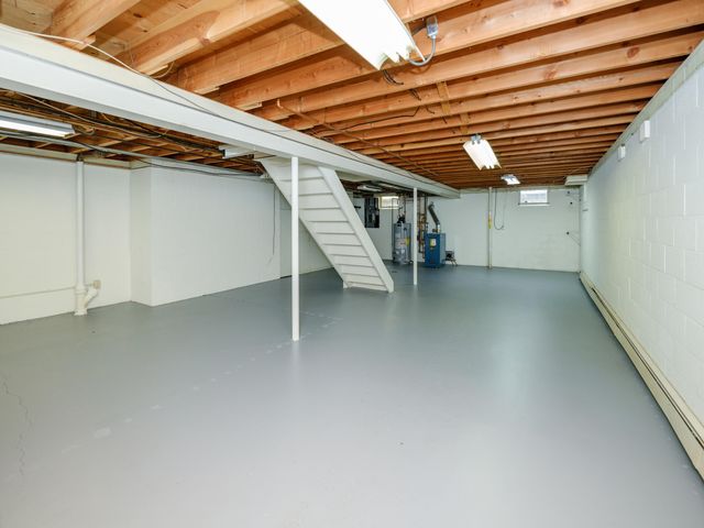 2222 Aberdeen Drive, Kalamazoo City, MI 49008