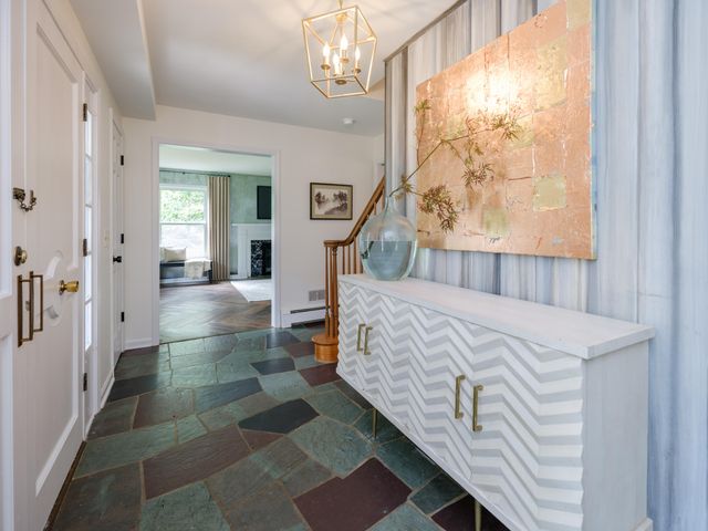 2222 Aberdeen Drive, Kalamazoo City, MI 49008