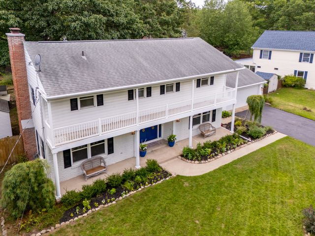 2222 Aberdeen Drive, Kalamazoo City, MI 49008