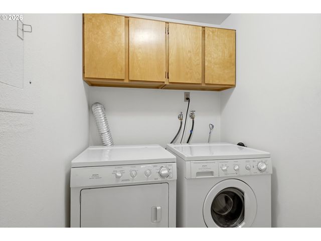 2114 Se 148TH Pl, Portland, OR 97233