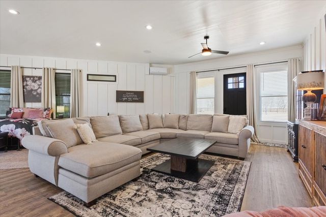 1652 Mount Moriah Road, Riesel, TX 76682