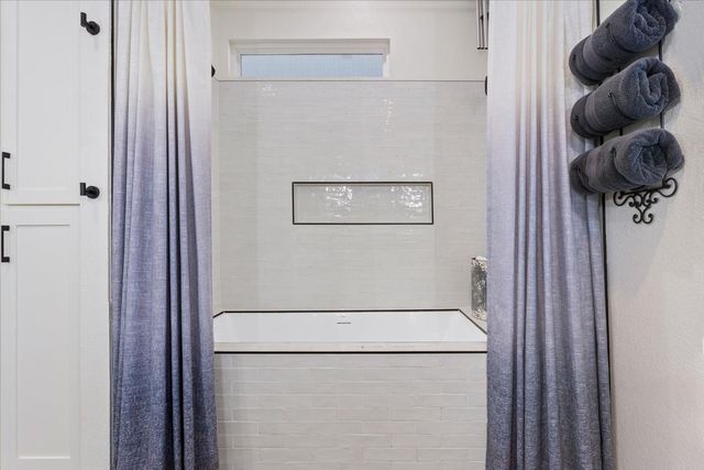 1652 Mount Moriah Road, Riesel, TX 76682