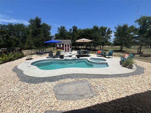 1652 Mount Moriah Road, Riesel, TX 76682