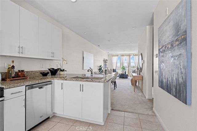 902 N Botanica Lane C, Azusa, CA 91702