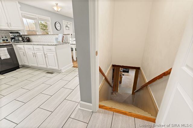 1805 Corydon New Middletown Road SE, Corydon, IN 47112