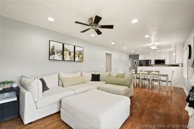 1805 Corydon New Middletown Road SE, Corydon, IN 47112