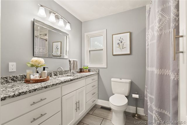 1805 Corydon New Middletown Road SE, Corydon, IN 47112