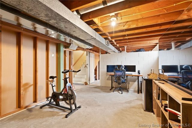 1805 Corydon New Middletown Road SE, Corydon, IN 47112