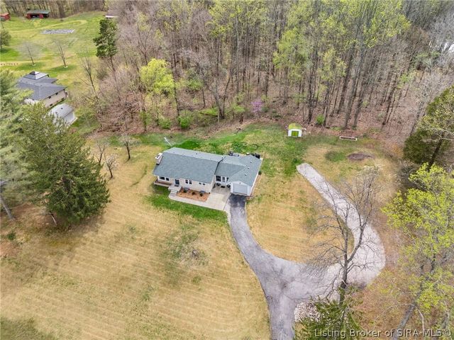 1805 Corydon New Middletown Road SE, Corydon, IN 47112