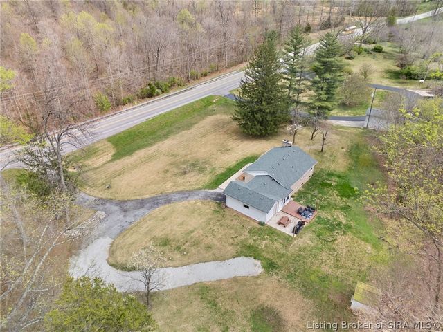 1805 Corydon New Middletown Road SE, Corydon, IN 47112