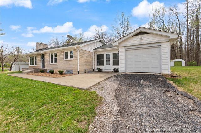 1805 Corydon New Middletown Road SE, Corydon, IN 47112