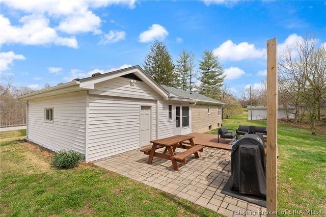 1805 Corydon New Middletown Road SE, Corydon, IN 47112