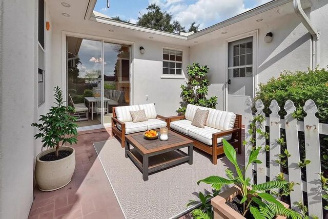 1141 8TH AVENUE, Deland, FL 32724