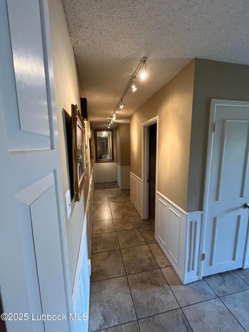 5001 14th Street, Lubbock, TX 79416