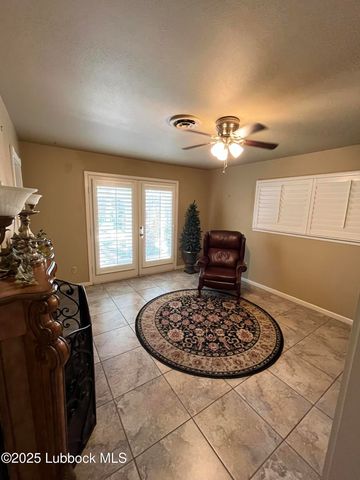 5001 14th Street, Lubbock, TX 79416