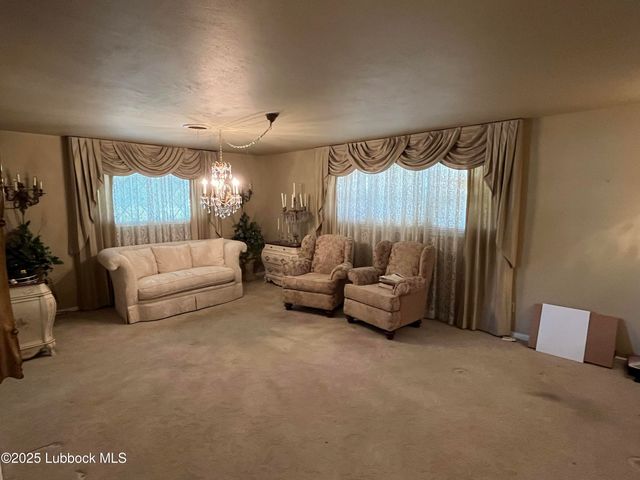 5001 14th Street, Lubbock, TX 79416