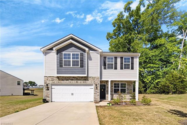 7451 Buckpasser Drive, Greensboro, NC 27455