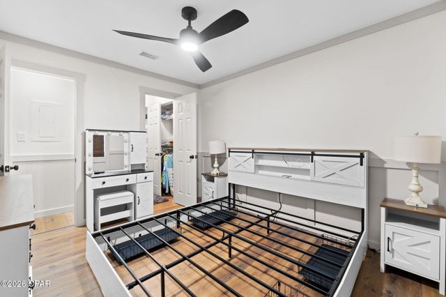 7813 N Lagoon Drive 5D, Panama City, FL 32408