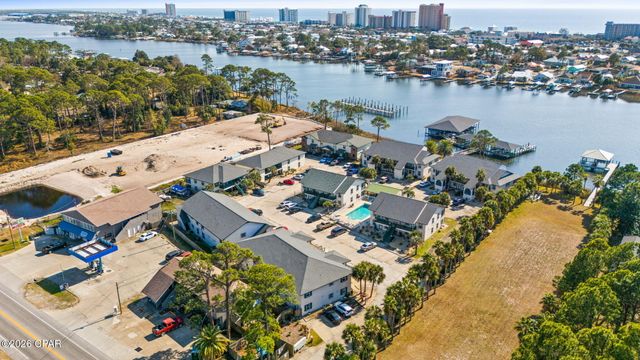 7813 N Lagoon Drive 5D, Panama City, FL 32408