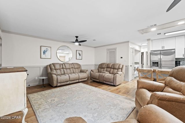 7813 N Lagoon Drive 5D, Panama City, FL 32408