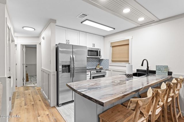 7813 N Lagoon Drive 5D, Panama City, FL 32408