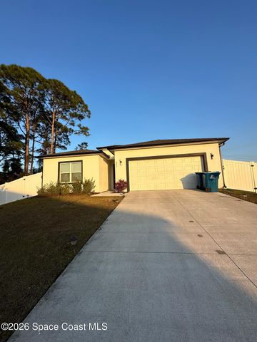 893 Altura Avenue SE, Palm Bay, FL 32909