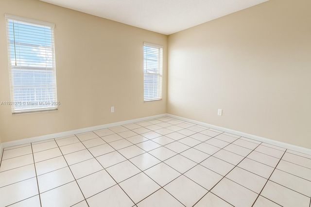 2800 NW 56th Ave B402, Lauderhill, FL 33313