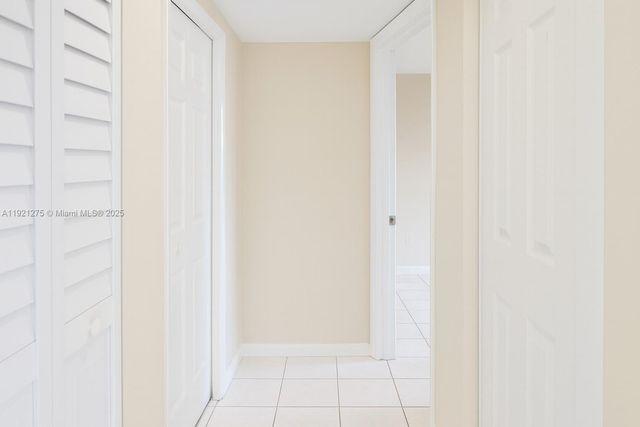 2800 NW 56th Ave B402, Lauderhill, FL 33313