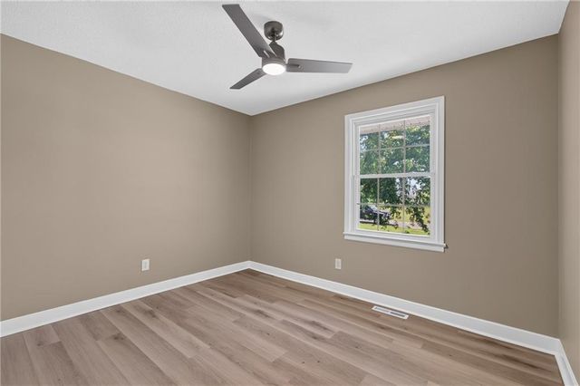 10508 E 241st Ter Terrace, Peculiar, MO 64078