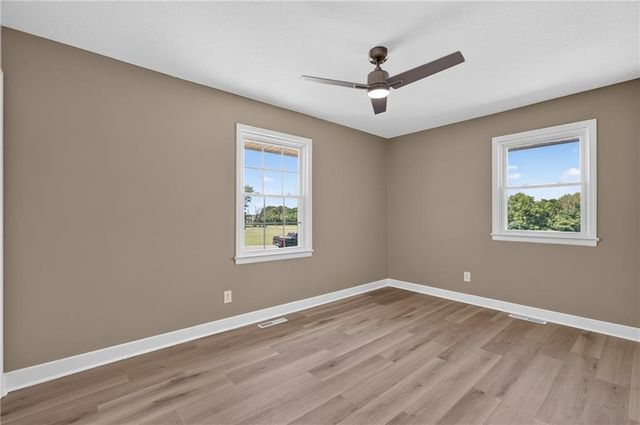 10508 E 241st Ter Terrace, Peculiar, MO 64078
