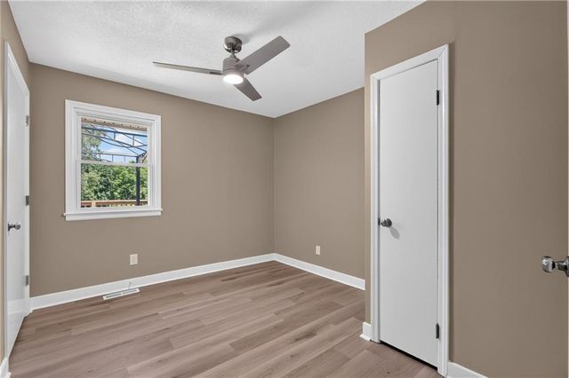 10508 E 241st Ter Terrace, Peculiar, MO 64078