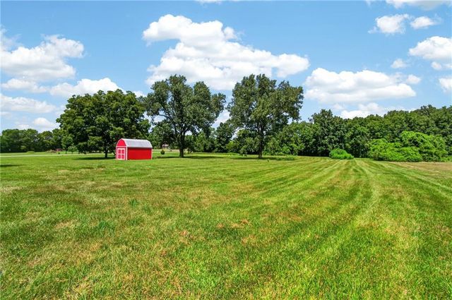 10508 E 241st Ter Terrace, Peculiar, MO 64078