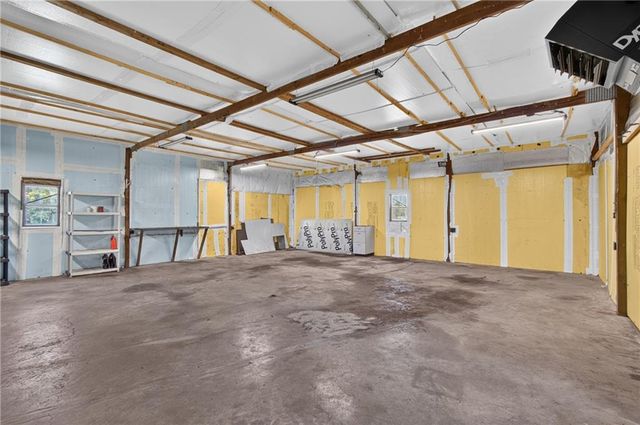 10508 E 241st Ter Terrace, Peculiar, MO 64078