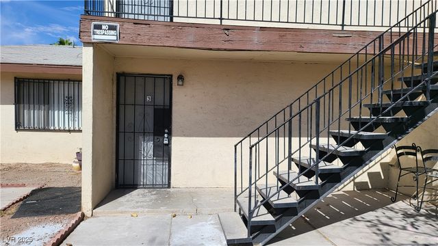 3240 North Michael Way 3, Las Vegas, NV 89108