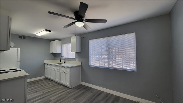 3240 North Michael Way 3, Las Vegas, NV 89108