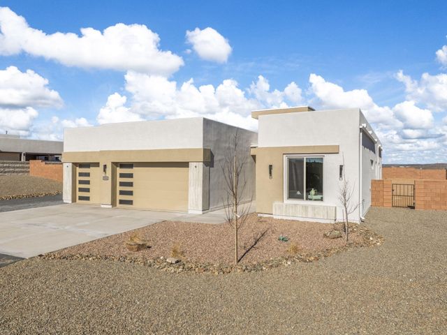 2101 Cheetah Road NE, Rio Rancho, NM 87124