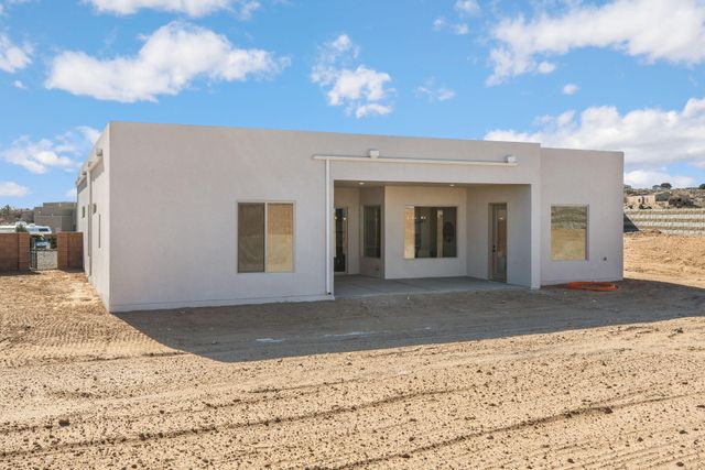 2101 Cheetah Road NE, Rio Rancho, NM 87124