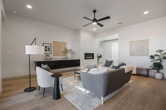 2101 Cheetah Road NE, Rio Rancho, NM 87124