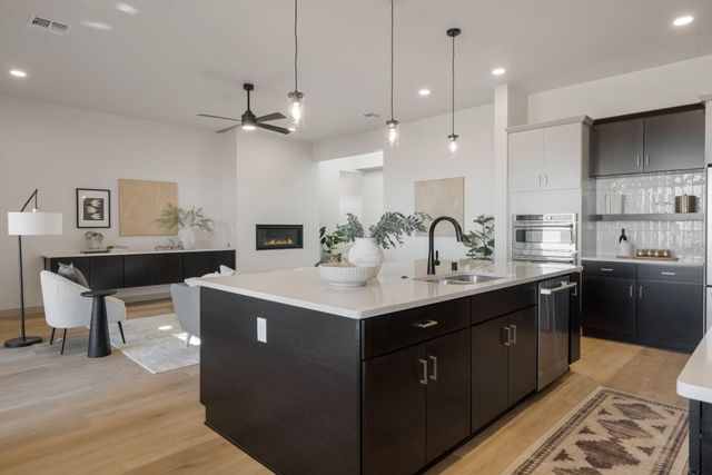 2101 Cheetah Road NE, Rio Rancho, NM 87124