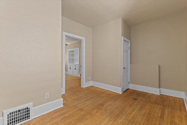 2473 N 57th STREET, Milwaukee, WI 53210