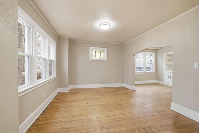2473 N 57th STREET, Milwaukee, WI 53210