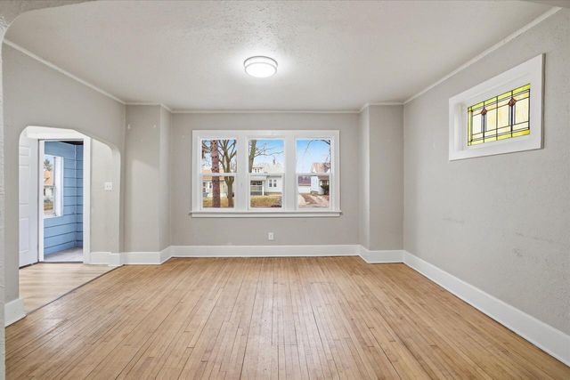 2473 N 57th STREET, Milwaukee, WI 53210