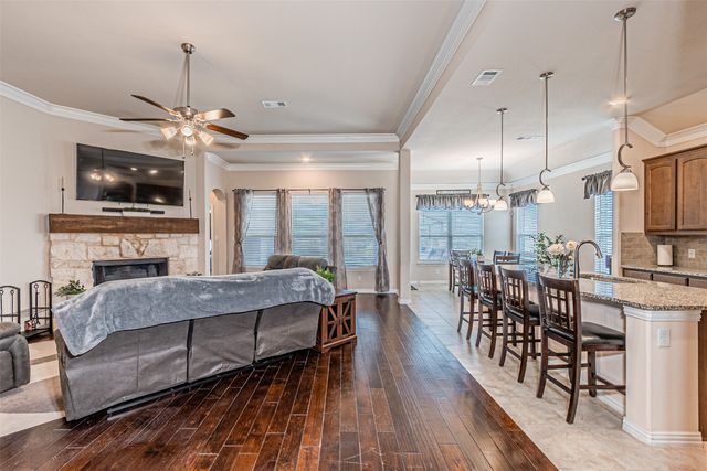 7926 Grassland Drive, Godley, TX 76044