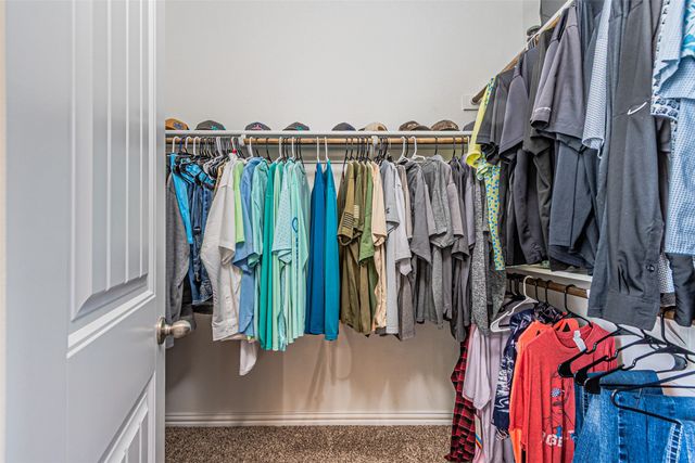 7926 Grassland Drive, Godley, TX 76044