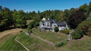 906 Main Street, New London, NH 03257